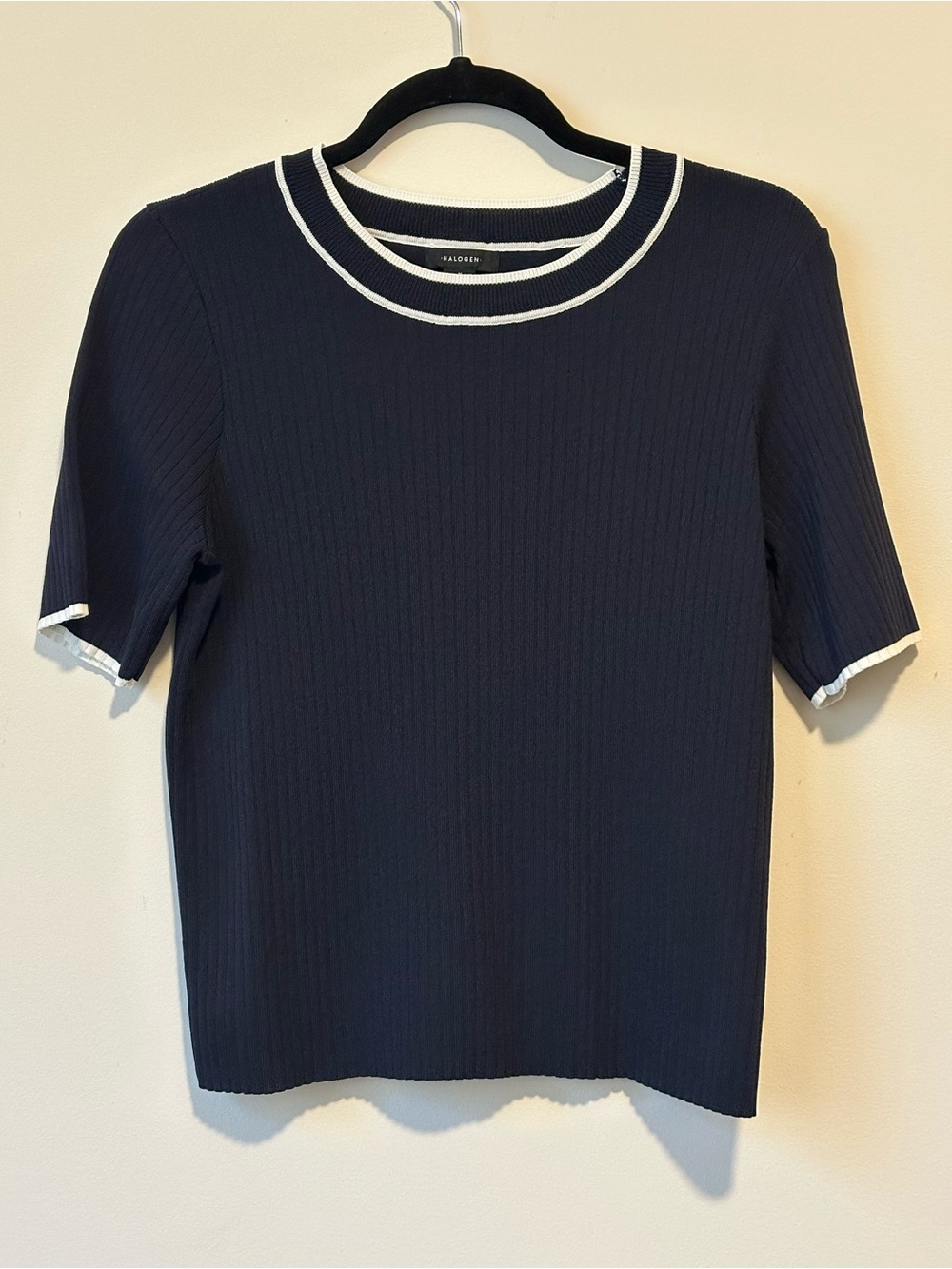 Halogen Navy Short-Sleeve Ribbed Top with Contrast White Trim Size M Medium